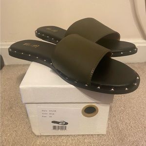 MIIM by Miracle Miles, Olive Slides